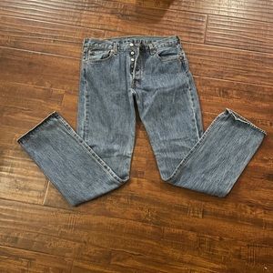 Men’s 501 button fly. Size 34x34